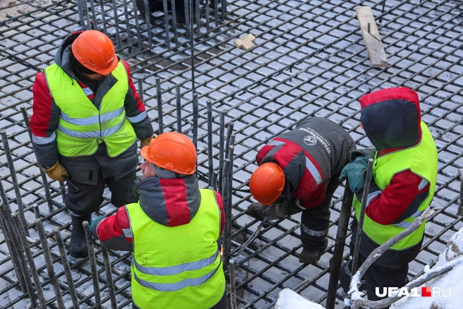 Пермских строителей отправили в Уфу помогать с ремонтом путепровода, чтобы работы быстрее завершились