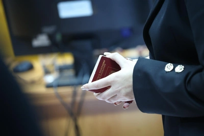 Отпуск за 168 тысяч сорвался из-за ошибки в паспорте