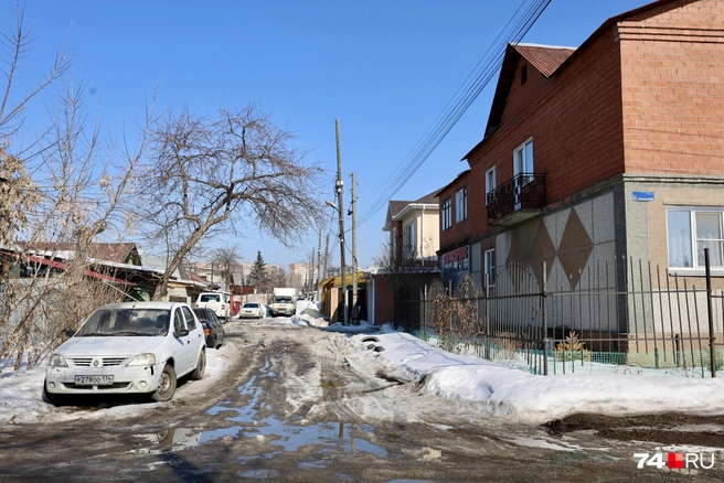 Поселок Колхозный в Калининском районе Челябинска застраивался преимущественно в 1940-х&nbsp;— 1950-х годах, частично&nbsp;— в 90-е | Источник: Михаил Шилкин