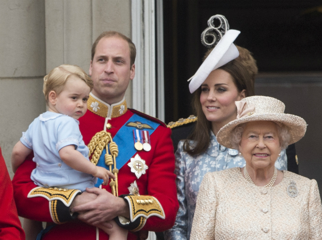 Герцогиня Кембриджская рассказала об отношениях Елизаветы II с правнуками