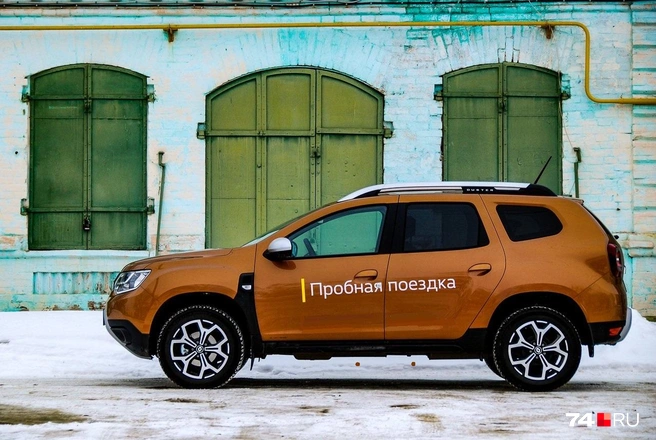 Renault выпускал в Москве кроссоверы Duster и близкие ему модели. В лучшие годы завод делал по 200 тысяч машин. Для сравнения: продажи «Москвичей» в прошлом году — 23 тысячи | Источник: Артем Краснов