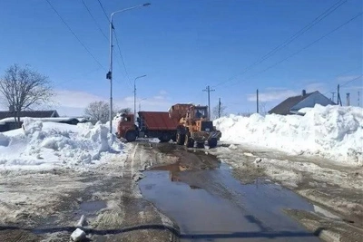 В Охе вывезли свыше 16 тысяч кубометров снега