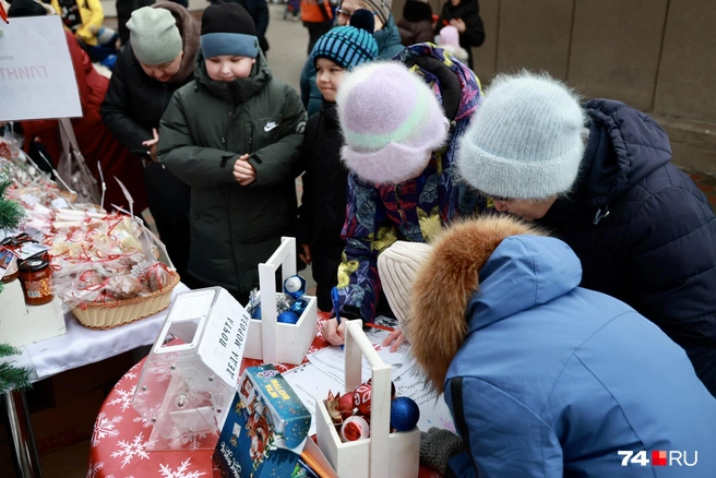 Времени до праздника осталось мало, но волшебник сегодня максимально близко. Это поможет исполнить желания?  | Источник: Михаил Шилкин