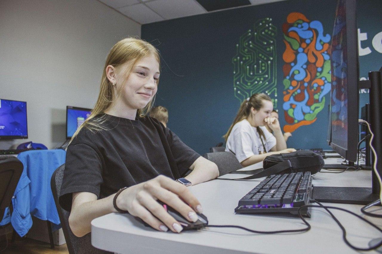 Академия топ барнаул. Компьютерная академия топ волгоград. Логотип академии top. Компьютерная академия top здание. Компьютерная академия топ лого.