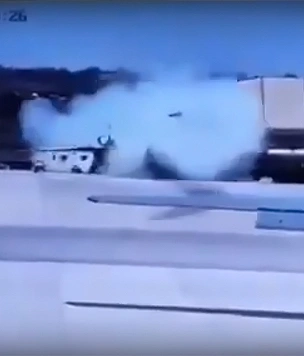 В Чаде штурмовик Су-25 случайно пустил ракету в жилой дом с земли (видео)