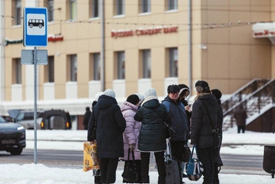 Freezing cold causes long bus waits in Yaroslavl
