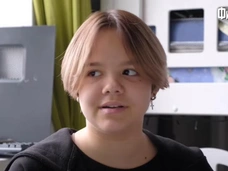 «Мама родила Соню, но сказала отцу, что она умерла»: 13-летняя девочка впервые увидела семью