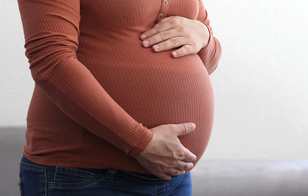 40-летняя американка намекнула на беременность, но ее муж лишь расстроился