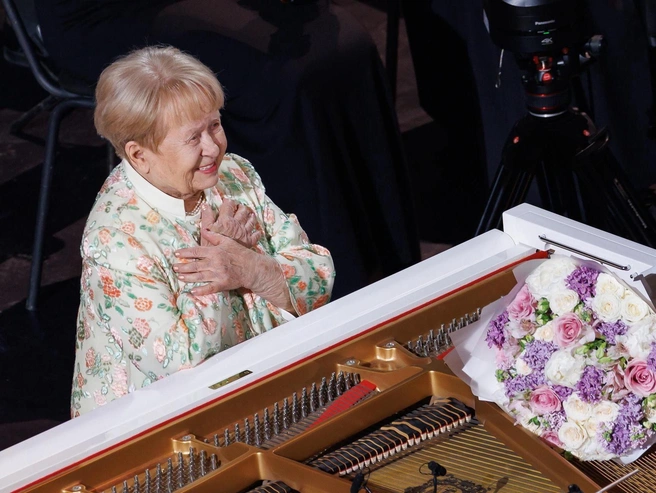 Александра Пахмутова празднует 96-й день рождения | Источник: Алексей Волхонский / V1.RU