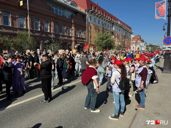 В этом году участников было гораздо меньше. Казалось, что большую часть составили волонтеры и сотрудники бюджетных организаций | Источник: Илья Чикотин / 72.RU 