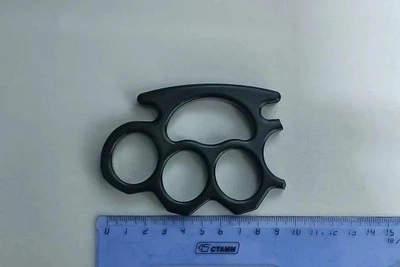 Саратовец задержан после предъявления кастета в суде