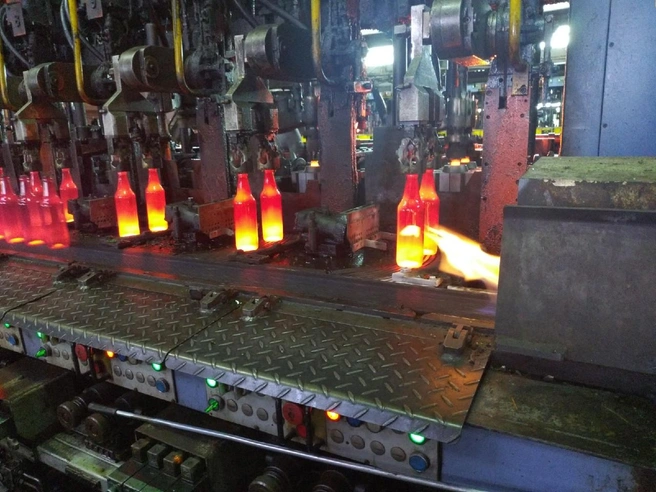 Переработка стекла на заводе