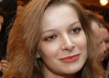 Актриса Александра Флоринская станет трижды мамой
