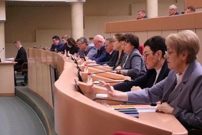 Electronic voting law for ombudsmen sparks spat in Saratov