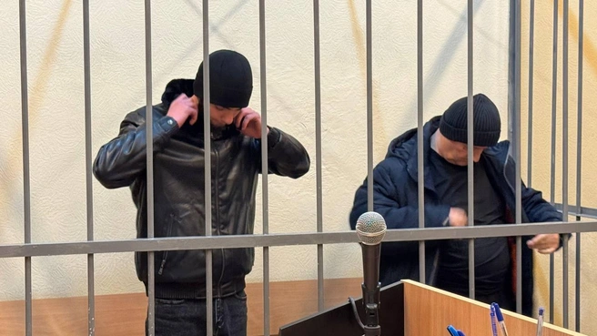 Суд арестовал двух охранников «Перекрёстка» по делу об убийстве посетителя магазина | Источник: Объединенная пресс-служба судов Петербурга