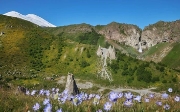 Водопады, суслики, Эльбрус: чем хороша трасса Кисловодск–Джилы-Су — одна из самых красивых дорог России (фото)