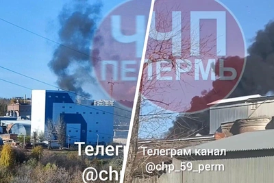 В Перми горела крыша строймагазина «Гипсополимер»