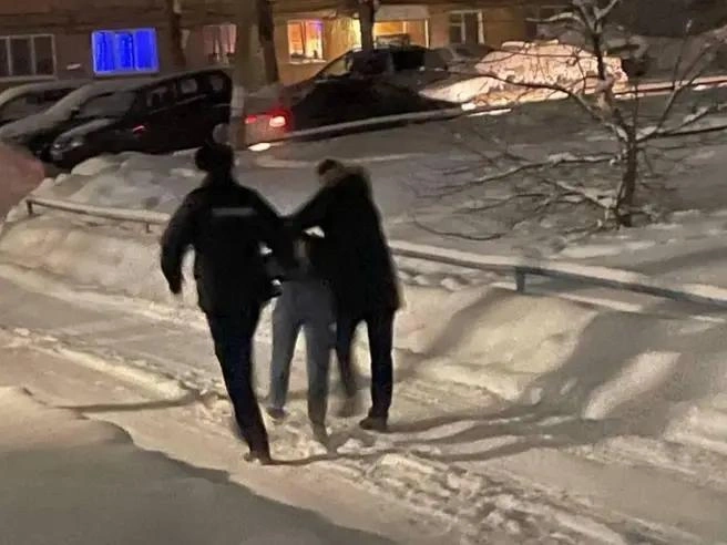 Обвиняемый в убийстве женщины уральский подросток сбежал из-под ареста | Источник: читатель E1.RU