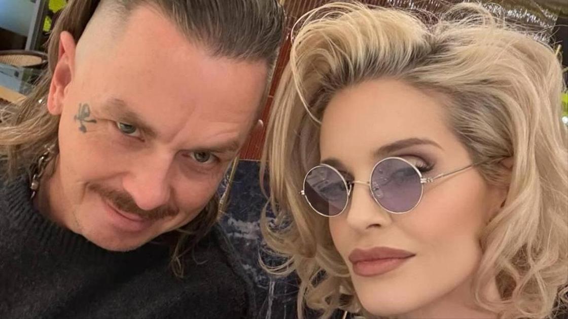 Стресс от смерти отца ударил по личной жизни Келли Осборн&nbsp;&mdash; она бросила жениха