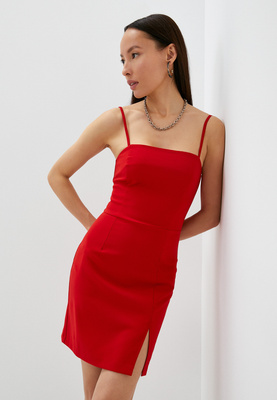 Красное платье 