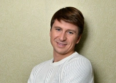 Стали известны имена ведущих нового сезона шоу «Ледниковый период. Дети»