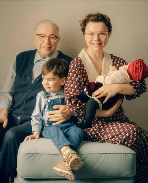 Татьяна Брухунова и Евгений Петросян планируют еще одного ребенка | Источник: Соцсети