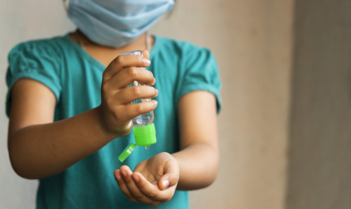 В Минздраве сообщили о росте числа заражения коронавирусом среди детей