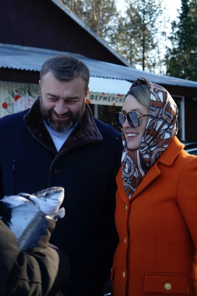 Мария Кравченко: «Я не собираюсь резать себе ''лисьи глазки'' за 29 миллионов рублей, но не исключаю, что после пятидесяти захочу сделать подтяжку лица»