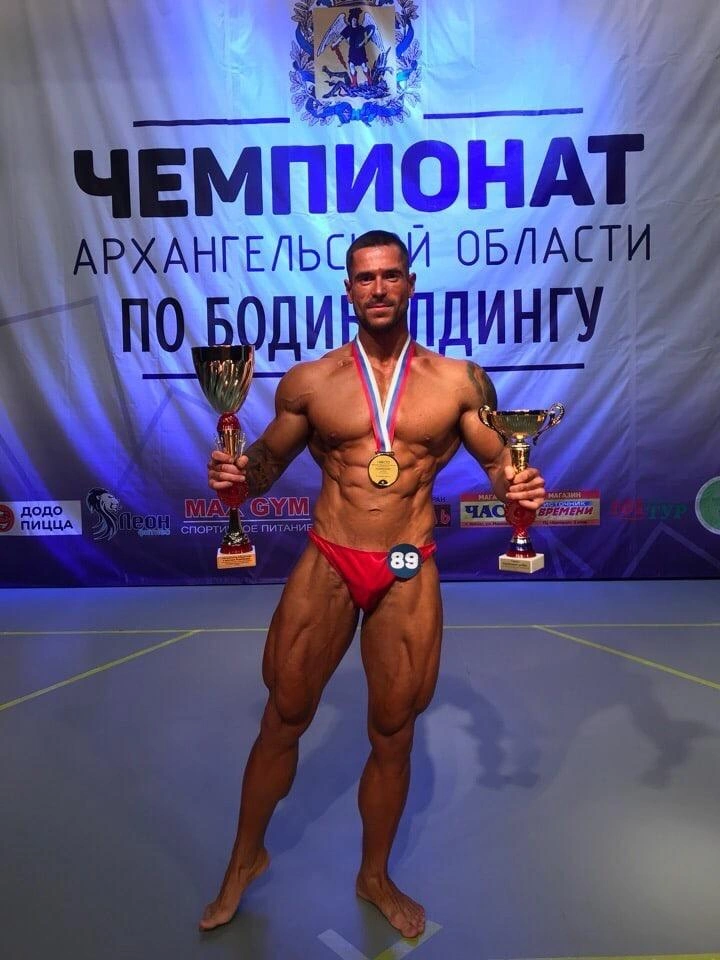 В 2018 году Андрей Шалагин стал абсолютным чемпионом Архангельской области по бодибилдингу | Источник: из личного архива Андрея Шалагина