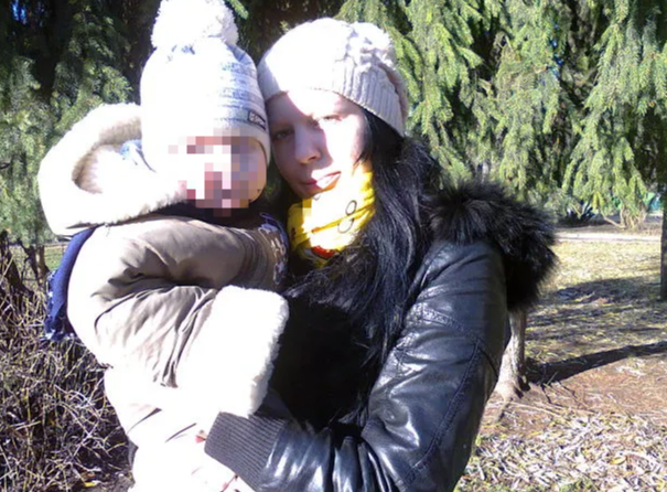В Псковской области задержана мать, которая с августа скрывала смерть троих детей
