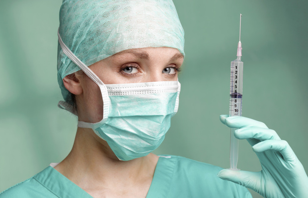 Для чего делают горячие уколы в вену, польза — www.wday.ru