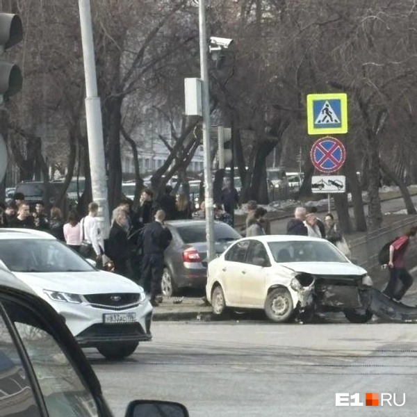 Источник: читатель E1.RU