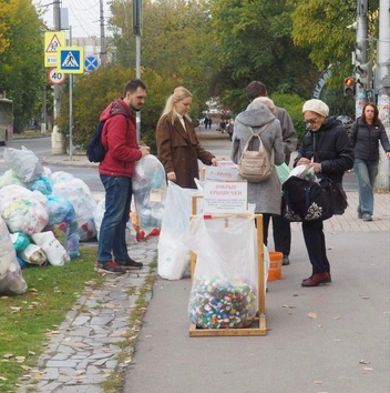 Акция проходит каждый месяц традиционно в последнее воскресенье месяца | Источник: Волонтёр Юлия