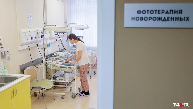 У новорожденного есть сестра по имени Сангита | Источник: Наталья Лапцевич / 74.RU