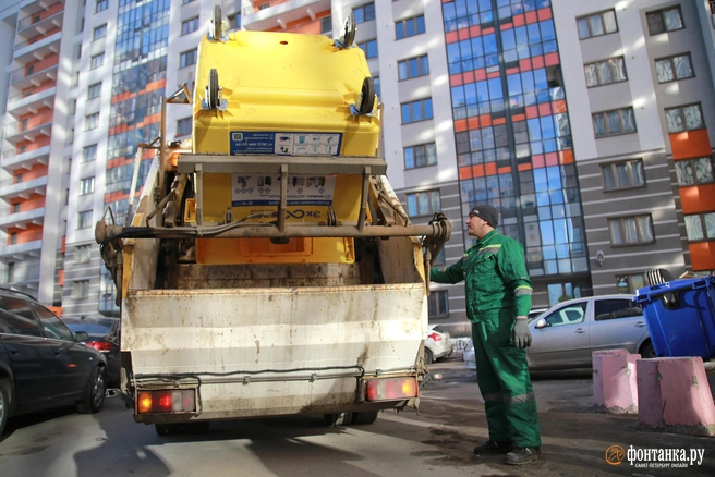 Три плюс два. К чему пришла мусорная реформа в Петербурге | Источник: Павел Каравашкин / FONTANKA.RU