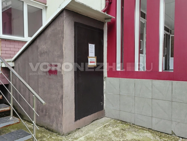 Так выглядит вход в укрытие снаружи | Источник: Андрей Пашинский / Voronezh1.ru