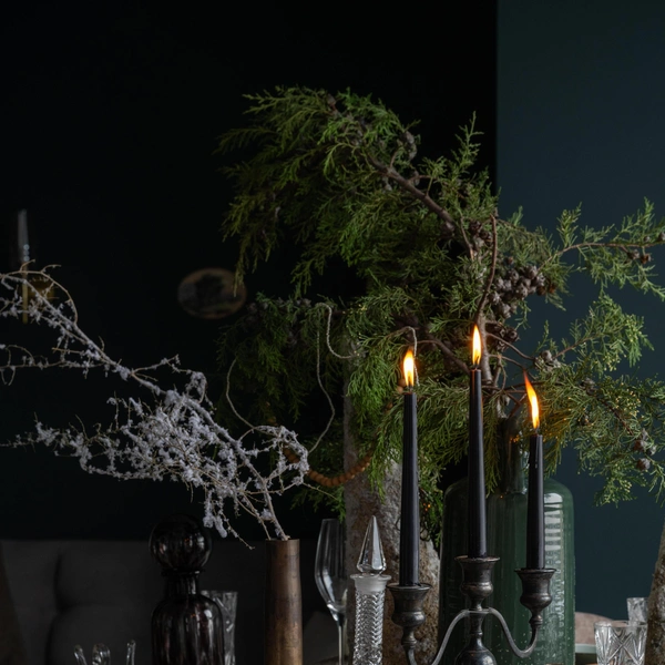 Подсвечник из антикварного магазина. | Источник: Наталья Горбунова