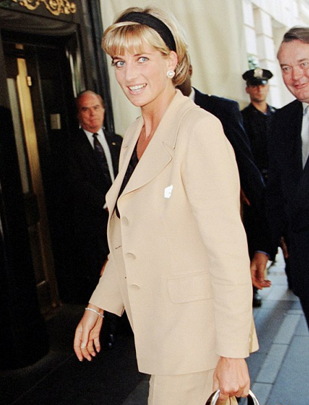 Принцесса Диана (1990-ые)