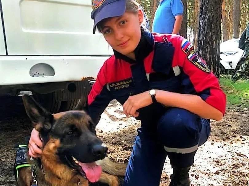 «Пусть она встанет и засудит нас». Молодая сотрудница омской полиции впала в кому после таблетки, прописанной докторами