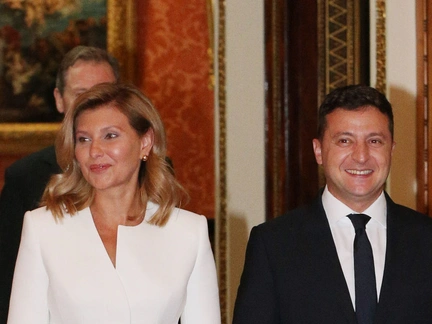 Голубое платье против белого костюма: Кейт Миддлтон и Елена Зеленская встретились в Великобритании