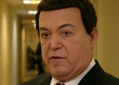 Иосиф Кобзон: «Петербург подарил мне любимую жену и тещу»