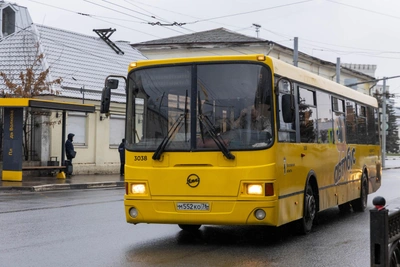 Вербное воскресенье: дополнительные автобусы до кладбищ