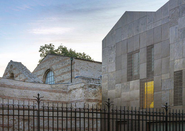 Новый фасад Музея Клюни в Париже (фото 7)