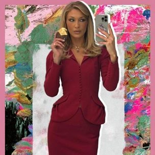 Бордовый костюм с баской и юбкой: Белла Хадид восхитила фанатов модным и женственным образом