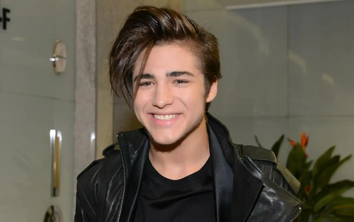 Рома Желудь: как сейчас выглядит и чем занимается видеоблогер и участник шоу «Звёзды под капельницей» | parents.ru