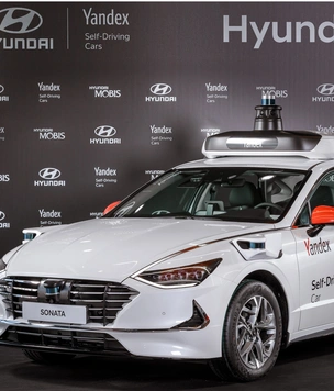 Hyundai Sonata отправляется в автономное плавание
