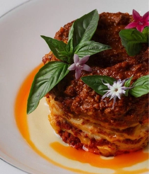 Рецепт дня: лазанья по-болонски от шефа IL Ristorante