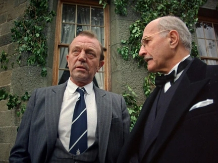 Одни умерли в муках, а другие потеряли близких. Почему фильм «10 негритят» несет несчастья?