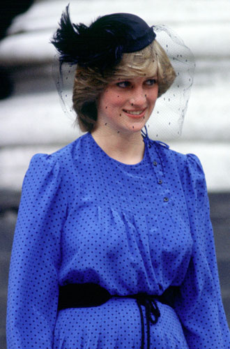 1982Принцесса на мероприятии в Соборе Святого Павла спустя почти месяц после рождения принца Уильяма.