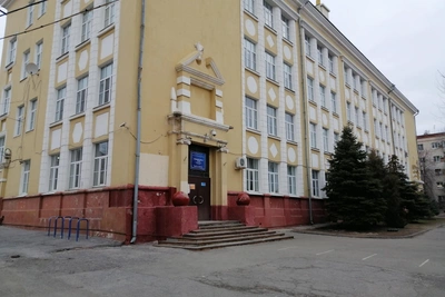 Обрушение потолка в школе Волгограда: причины ищут
